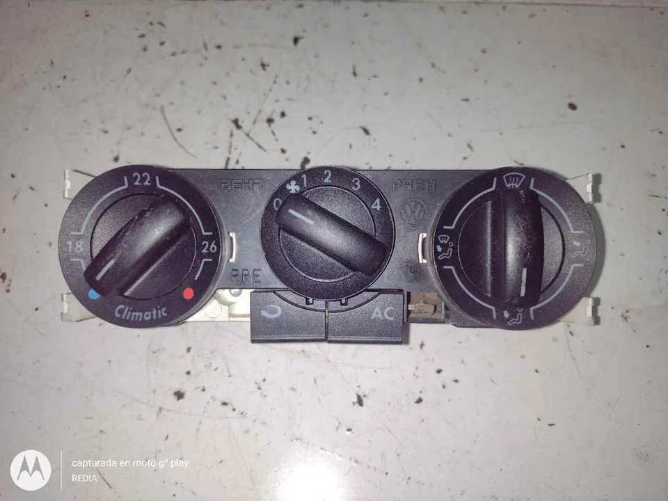 Foto de MANDO CALEFACCION / AIRE ACONDICIONADO VOLKSWAGEN POLO IV (9N1) 1.4 16V (75 CV / 55 KW) referencia 6Q0820045E