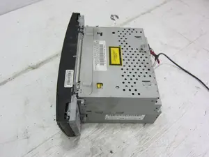 Foto de SISTEMA AUDIO / RADIO CD MERCEDES-BENZ CLS (BM 219) 5.0 V8 24V CAT (306 CV / 225 KW) referencia A2118700089001 foto 5