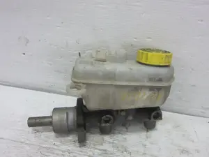 Foto de BOMBA DIRECCION SEAT IBIZA (6L1) 1.4 16V (101 CV / 74 KW)