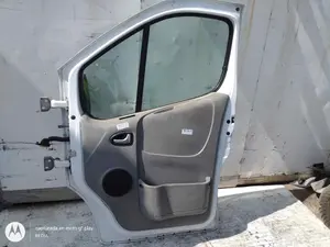 Foto de PUERTA DELANTERA DERECHA OPEL VIVARO FURGÓN/COMBI 2.0 16V CDTI (114 CV / 84 KW) foto 5