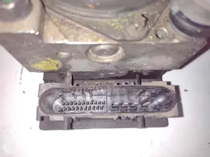 Foto de ABS OPEL CORSA C 1.3 16V CDTI CAT (Z 13 DT / LN9) (69 CV / 51 KW) referencia 0265800443 foto 6
