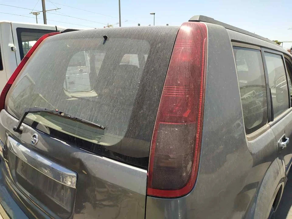 Foto de PILOTO TRASERO DERECHO NISSAN X-TRAIL (T30) 2.2 16V Turbodiesel CAT (114 CV / 84 KW)