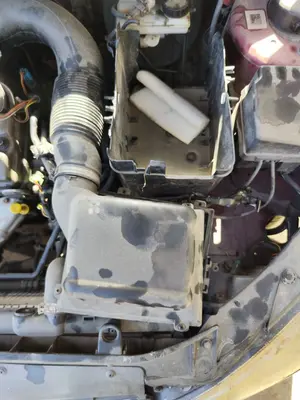 Foto de CAJA FILTRO AIRE PEUGEOT 206 1.4  (75 CV / 55 KW) referencia 1420Q4