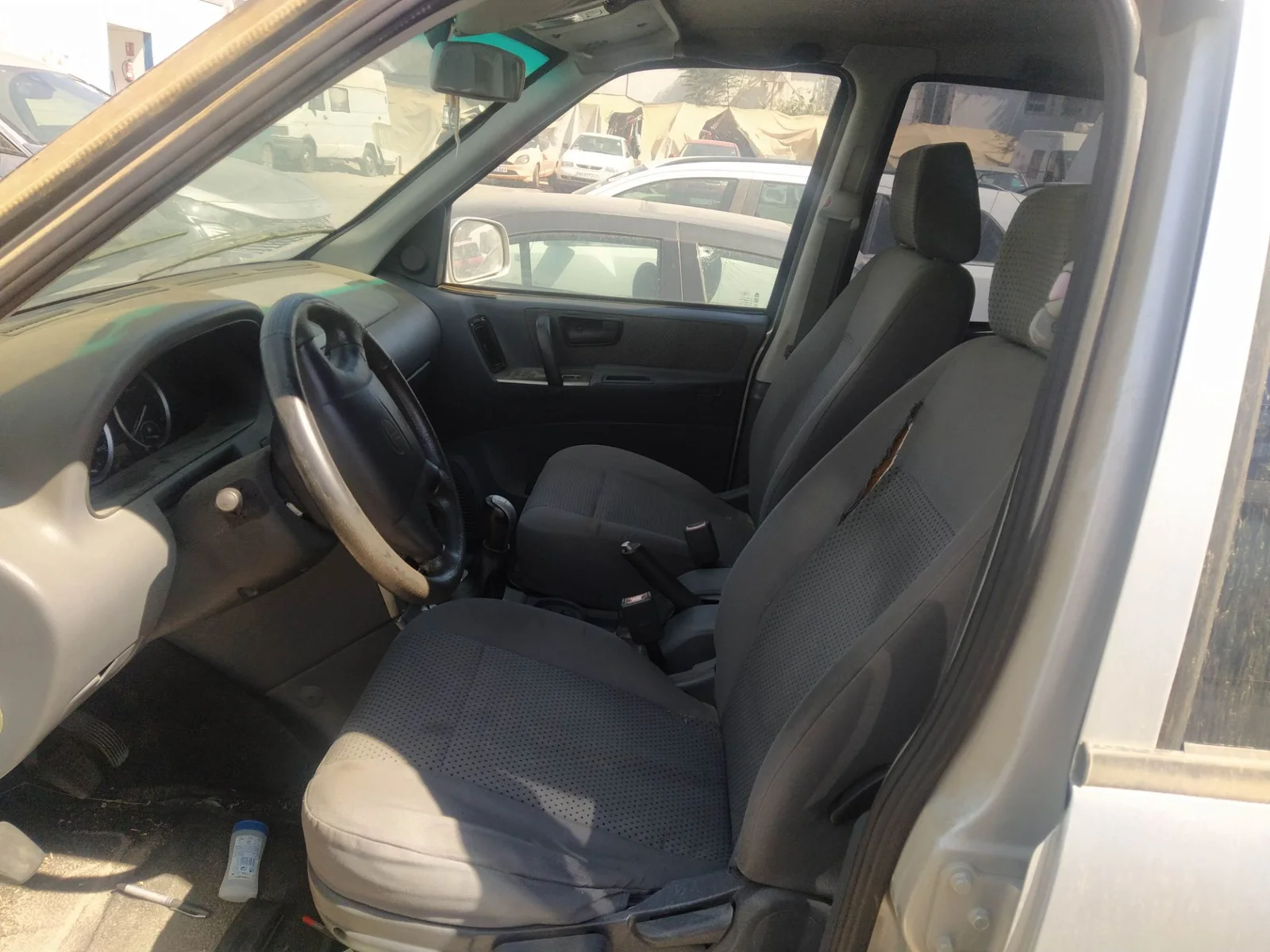 Foto de ENGANCHE CINTURON DELANTERO DERECHO TATA SAFARI (1998) 3.0 TDI (114 CV / 84 KW)