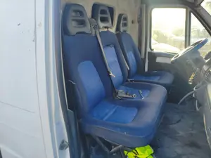 Foto de ASIENTO DELANTERO DERECHO PEUGEOT BOXER (330/350) FURGÓN GRAN VOLUMEN BAT.3700MM 2.8 HDI (128 CV / 94 KW)