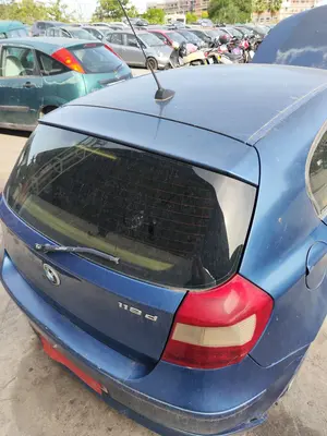 Foto de PORTON TRASERO BMW SERIE 1 BERLINA (E81/E87) 2.0 16V Diesel CAT (122 CV / 90 KW) referencia 41627133898 foto 4