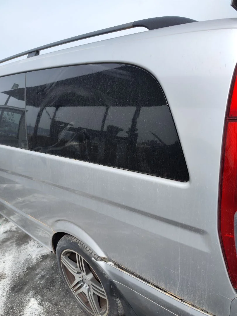 Foto de LUNA CUSTODIA TRASERA IZQUIERDA MERCEDES-BENZ VIANO (639) 2.1 CDI CAT (150 CV / 110 KW)