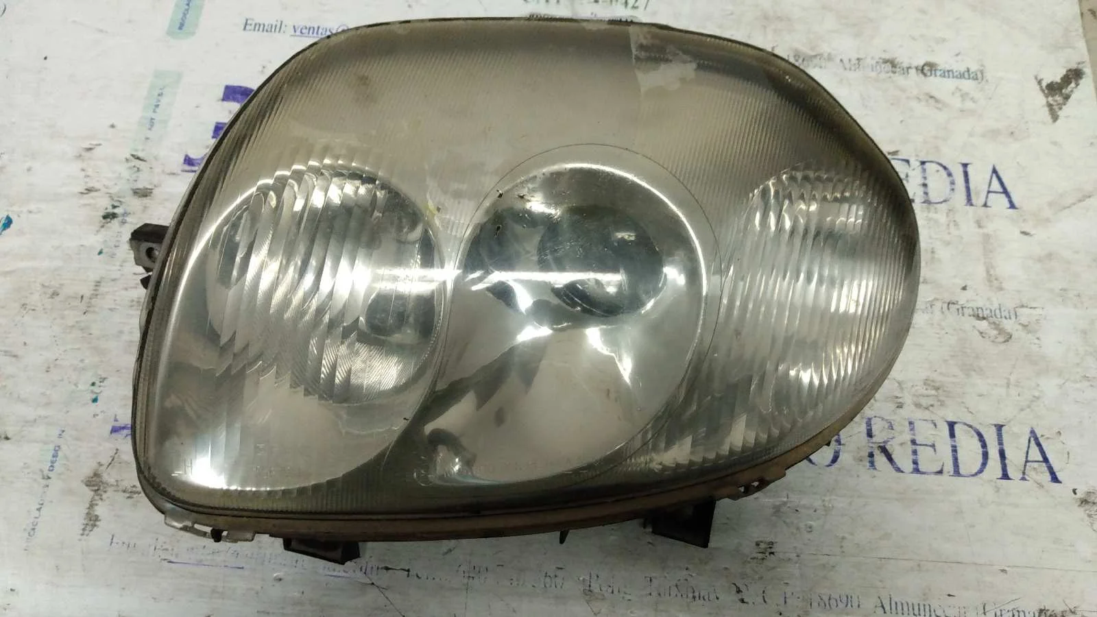 Foto de FARO IZQUIERDO RENAULT CLIO II FASE I (B/CB0) 1.4 16V (98 CV / 72 KW) referencia 085511136L