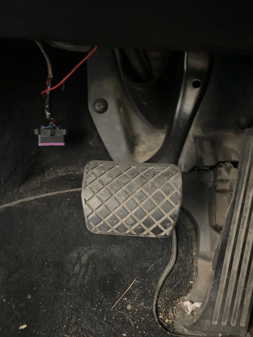 Foto de PEDAL FRENO VOLKSWAGEN PASSAT BERLINA (3C2) 2.0 TDI (140 CV / 103 KW)