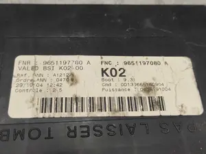 Foto de CAJA RELES / FUSIBLES PEUGEOT 307 (S1)(04.2001) 2.0 HDi CAT (90 CV / 66 KW) referencia 9651197080 foto 2