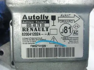 Foto de CENTRALITA AIRBAG RENAULT ESPACE IV (JK0) 2.0 16V Turbo (170 CV / 125 KW) referencia 8200412024 foto 5