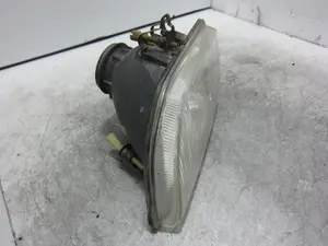 Foto de FARO IZQUIERDO FORD FIESTA BERL./COURIER 1.3 CAT (60 CV / 44 KW) referencia UPM60GF13 foto 2