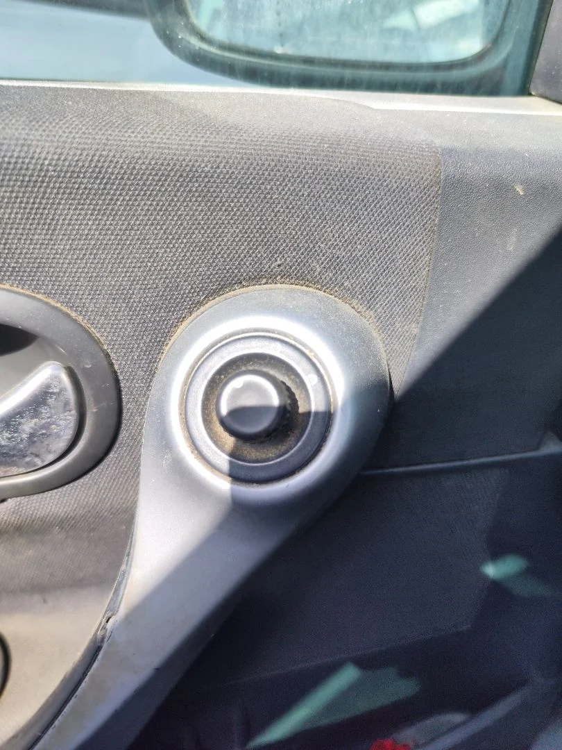 Foto de MANDO RETROVISOR RENAULT MEGANE II COUPE/CABRIO 1.5 dCi Diesel (106 CV / 78 KW)