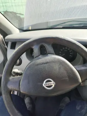 Foto de VOLANTE NISSAN INTERSTAR (X70) 2.5 dCi Diesel CAT (114 CV / 84 KW) foto 4
