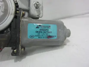 Foto de ELEVALUNAS TRASERO IZQUIERDO KIA CARENS (RS) 2.0 Turbodiesel CAT (113 CV / 83 KW) referencia 0K2FA597356Y foto 2