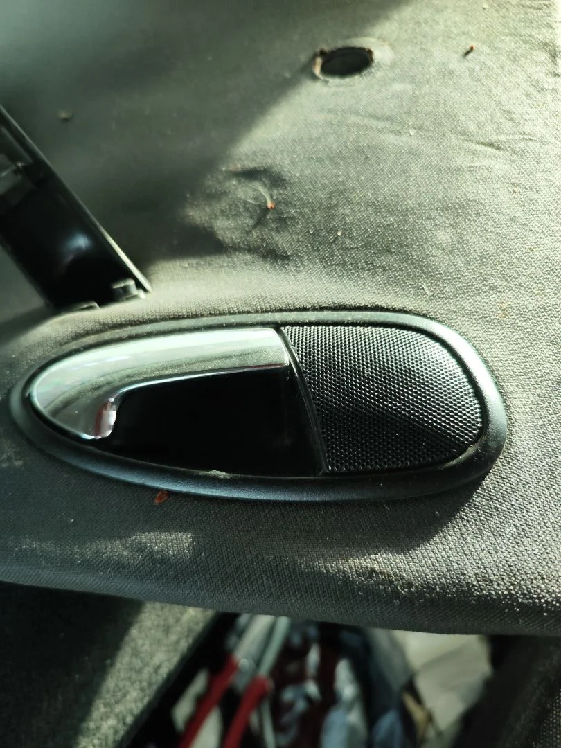 Foto de MANETA INTERIOR TRASERA DERECHA SEAT ALTEA (5P1) 1.9 TDI (105 CV / 77 KW) referencia 5P0867180 1UQ