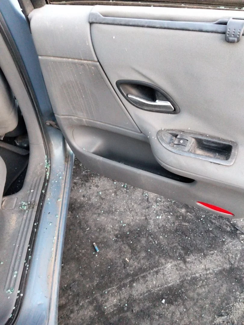 Foto de ELEVALUNAS TRASERO DERECHO RENAULT LAGUNA II (BG0) 1.9 dCi Diesel CAT (101 CV / 74 KW) referencia 8200000574