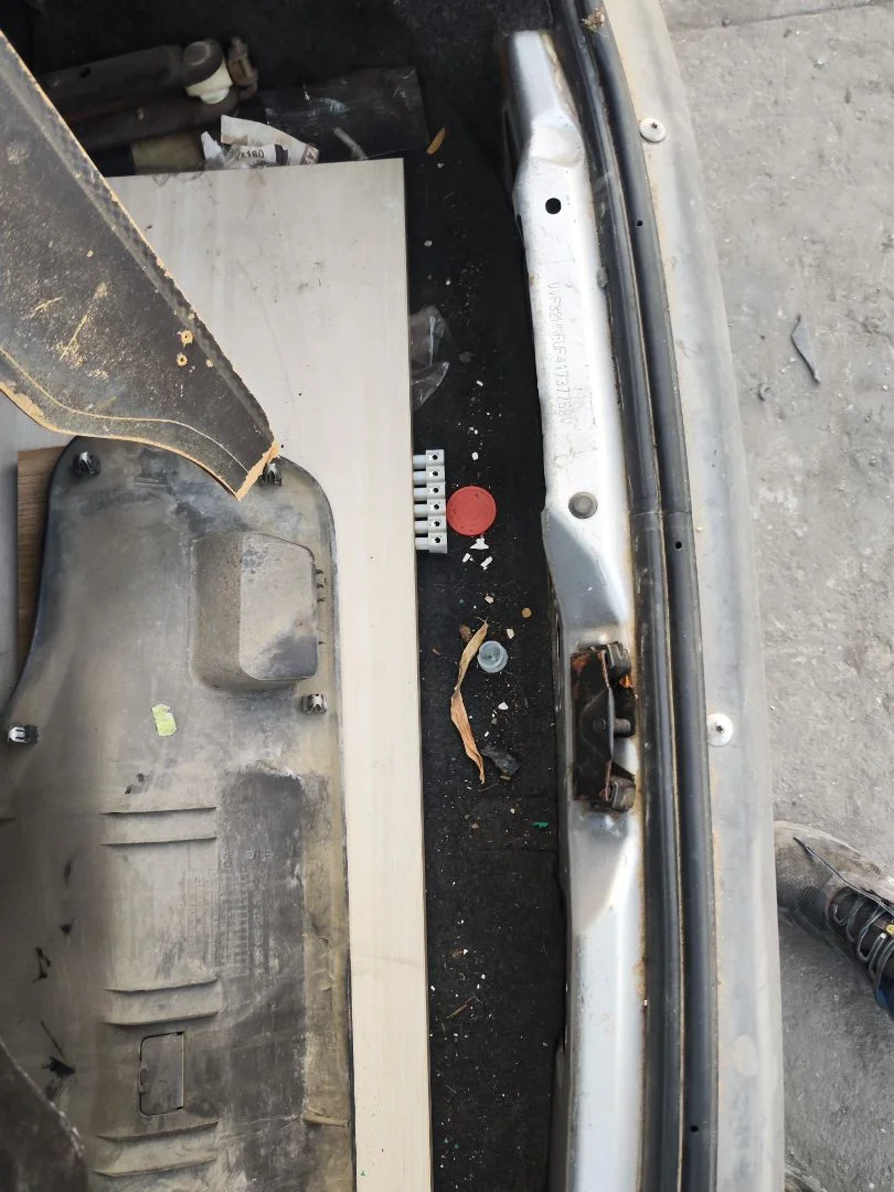 Foto de PANEL TRASERO PEUGEOT 206 1.6 16V CAT (109 CV / 80 KW)