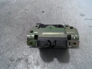 Foto de CERRADURA MALETERO / PORTON OPEL ZAFIRA B 1.7 16V CDTI (110 CV / 81 KW) referencia 495058724 foto 3