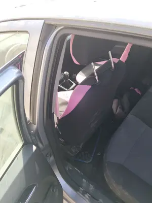Foto de GOMAS CONTORNO PUERTA OPEL ASTRA H BERLINA foto 3