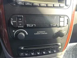 Foto de MANDO CLIMATIZADOR CHRYSLER VOYAGER (RG) 2.8 CRD CAT (150 CV / 110 KW) referencia 05005018AC