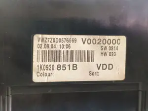 Foto de CUADRO INSTRUMENTOS VOLKSWAGEN GOLF V (1K1)(10.2003) 1.9 TDI (105 CV / 77 KW) referencia 1K0920851B foto 4