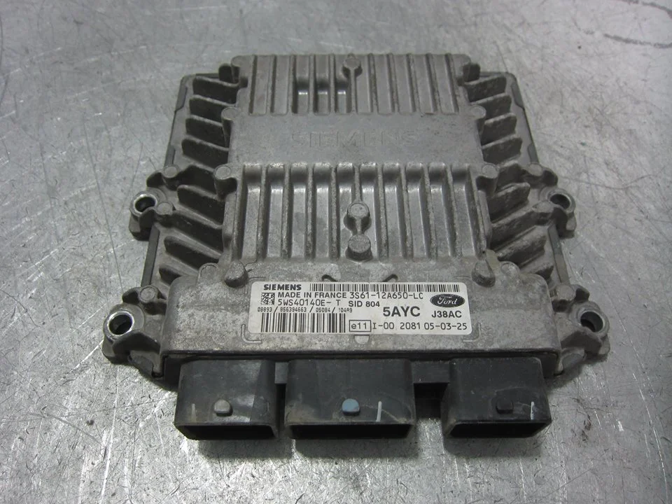 Foto de CENTRALITA MOTOR UCE FORD FIESTA (CBK) 1.4 TDCi CAT (68 CV / 50 KW) referencia 3S6112A650LC