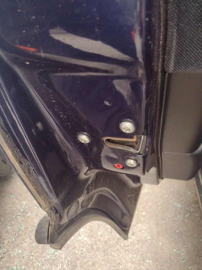 Foto de CERRADURA PUERTA TRASERA IZQUIERDA OPEL ZAFIRA A 2.0 DTI (101 CV / 74 KW)
