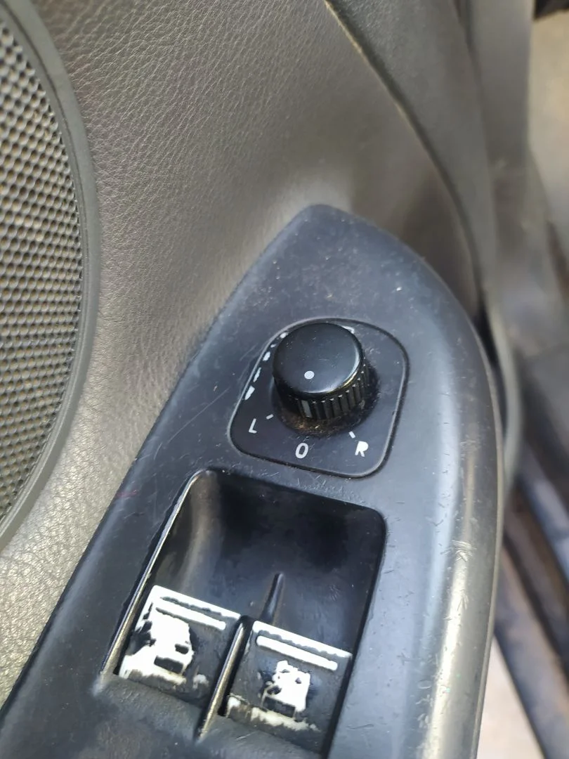Foto de MANDO RETROVISOR VOLKSWAGEN GOLF PLUS V (5M1) 1.9 TDI (105 CV / 77 KW)