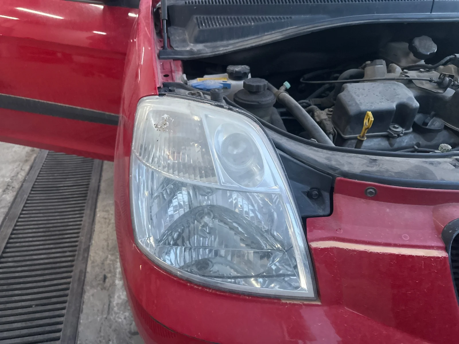 Foto de FARO DERECHO KIA PICANTO (SA) 1.1 CAT (65 CV / 48 KW) referencia 9210207041