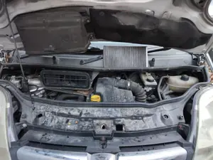 Foto de TORPEDO OPEL VIVARO FURGÓN/COMBI 2.0 16V CDTI (114 CV / 84 KW)