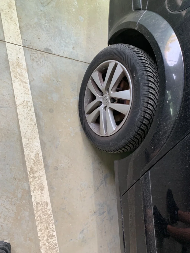 Foto de TRANSMISION TRASERA DERECHA OPEL ASTRA H CARAVAN 1.9 16V CDTI CAT (Z 19 DTH / LRD) (150 CV / 110 KW)