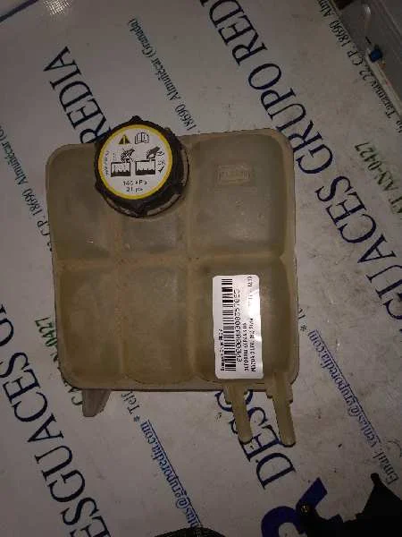 Foto de DEPOSITO EXPANSION MAZDA 3 BERLINA (BL) 1.6 CD Diesel CAT (109 CV / 80 KW) referencia 8N61-8K218