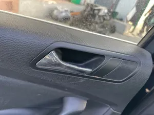 Foto de MANETA INTERIOR TRASERA IZQUIERDA VOLKSWAGEN PASSAT BERLINA (3C2) 2.0 TDI (140 CV / 103 KW) referencia 3C4839113P ZNX