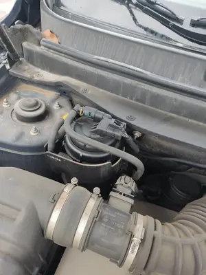 Foto de SOPORTE FILTRO GASOIL CHEVROLET CAPTIVA 2.0 Diesel CAT (150 CV / 110 KW)