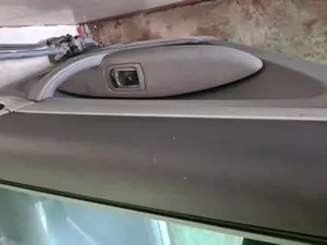 Foto de GUARNECIDO PUERTA TRASERA IZQUIERDA PORSCHE CAYENNE (TIPO 9PA) 3.2 V6 CAT (250 CV / 184 KW)