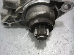 Foto de MOTOR ARRANQUE VOLKSWAGEN POLO V (6C1) 1.0 (75 CV / 55 KW) referencia 02T911023R foto 8