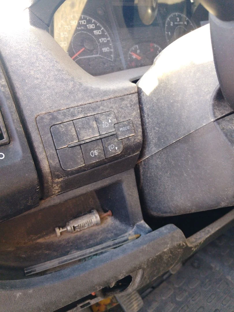 Foto de INTERRUPTOR FIAT DUCATO 3 MAXI FURGÓN TS 35 (295) 2.3 JTD CAT (148 CV / 109 KW)