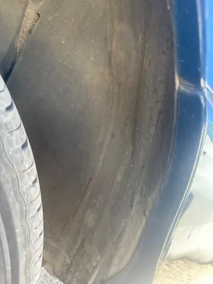 Foto de PASO RUEDA TRASERO IZQUIERDO FORD MONDEO FD BERL./TURNIER 1.8 16V CAT (116 CV / 85 KW)