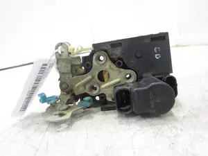 Foto de CERRADURA PUERTA DELANTERA DERECHA DAEWOO KALOS 1.2 CAT (72 CV / 53 KW) foto 4