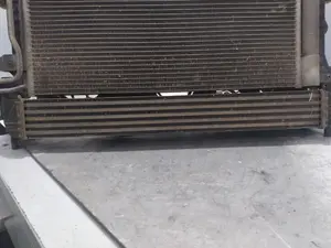 Foto de INTERCOOLER SEAT IBIZA BERLINA (6J5) 1.4 TDI (80 CV / 59 KW)