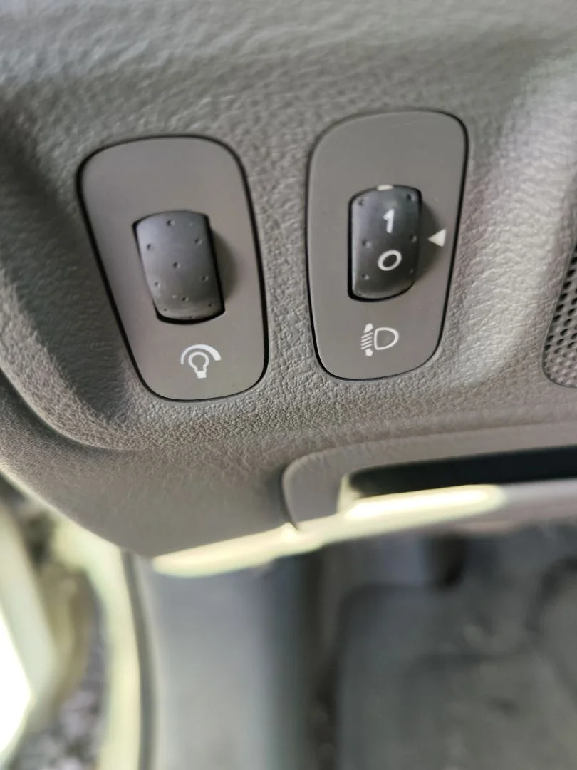 Foto de INTERRUPTOR RENAULT LAGUNA II (BG0) 1.8 CAT (120 CV / 88 KW)
