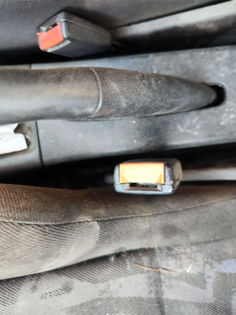 Foto de PRETENSOR AIRBAG IZQUIERDO VOLKSWAGEN GOLF III (1H1)(11.1991) 1.9 TDI (110 CV / 81 KW)