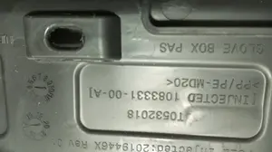 Foto de GUANTERA TESLA MODEL 3 eléctrico 258 kW (cont. 153 kW) (350 CV / 258 KW) referencia 1083331-00-A foto 3
