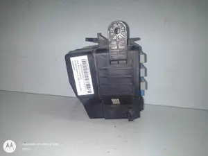 Foto de CAJA RELES / FUSIBLES HYUNDAI SANTA FE (SM) 2.0 CRDi CAT (113 CV / 83 KW) referencia 9128826203 foto 7
