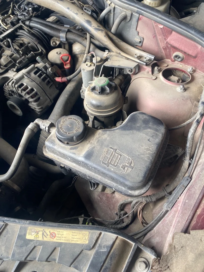 Foto de DEPOSITO EXPANSION BMW SERIE X3 (E83) 2.0 Turbodiesel CAT (177 CV / 130 KW)