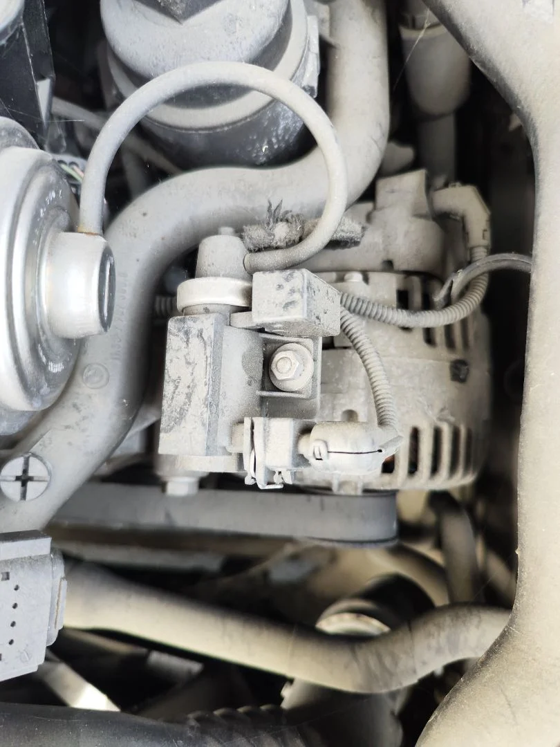 Foto de VALVULA AIRE ADICIONAL BMW SERIE 1 BERLINA (E81/E87) 2.0 16V Diesel CAT (122 CV / 90 KW) referencia 11667791232