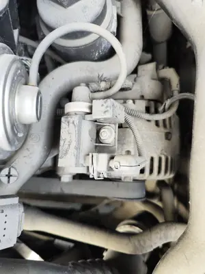 Foto de VALVULA AIRE ADICIONAL BMW SERIE 1 BERLINA (E81/E87) 2.0 16V Diesel CAT (122 CV / 90 KW) referencia 11667791232