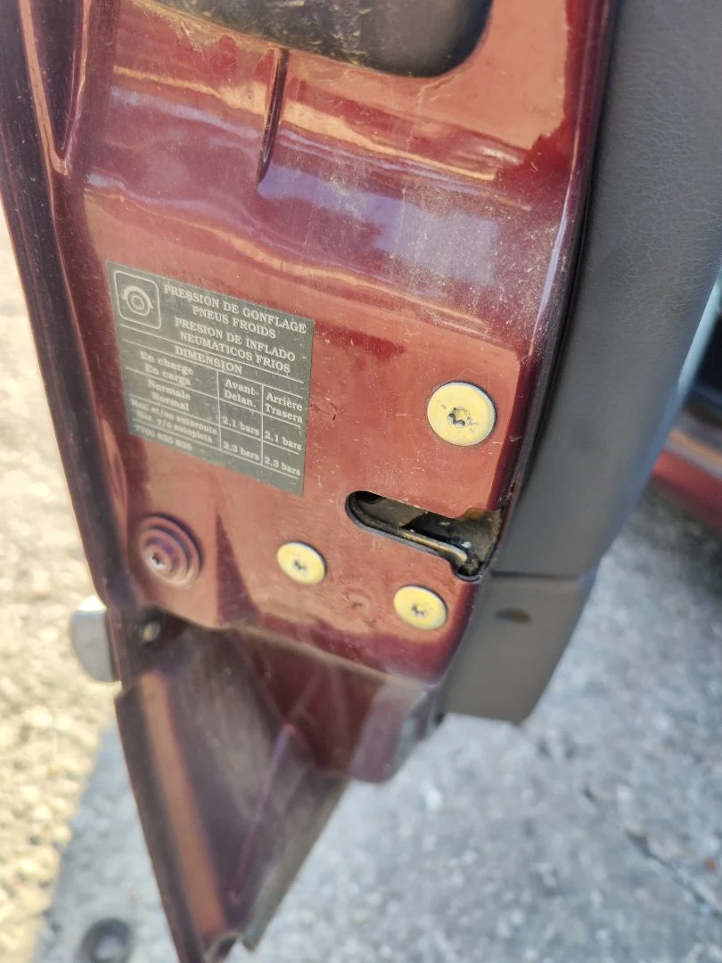 Foto de CERRADURA PUERTA DELANTERA IZQUIERDA RENAULT LAGUNA (B56) 2.0 (113 CV / 83 KW)