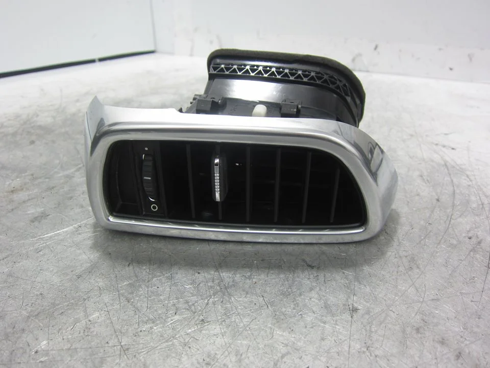 Foto de REJILLA AIREADORA PORSCHE CAYENNE (TIPO 92A)